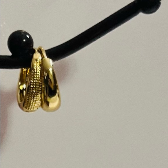 Rose gold / gold /silver plated women’s earring hoops - Picture 2 of 7